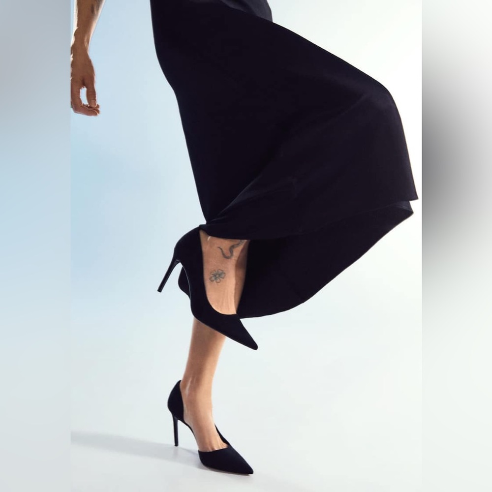 Asymmetric stiletto shoes BRAND NEW
